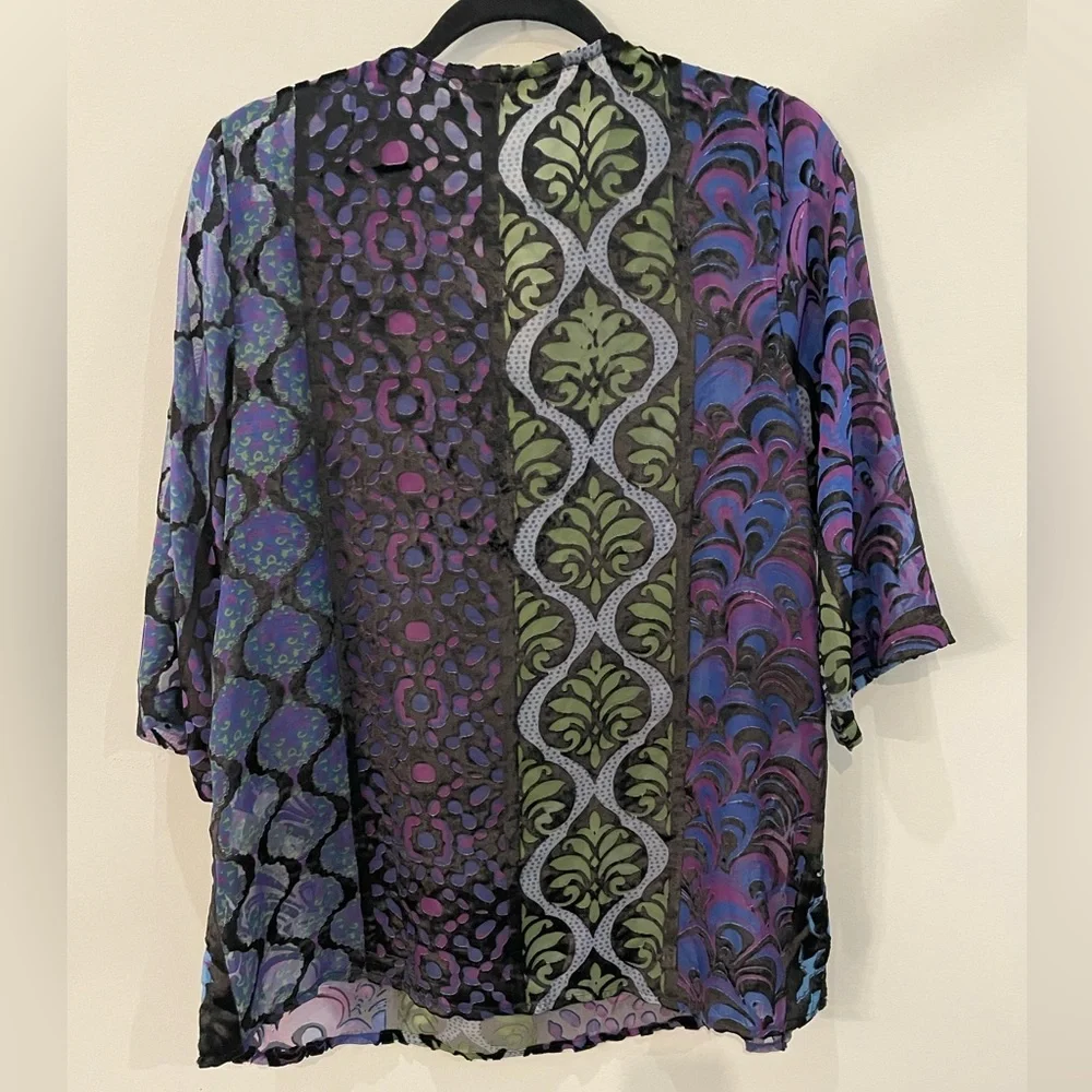 Soft Surroundings Viscota Embroidered Jeweled Tunic Top Petite M Made in India - Picture 2 of 5